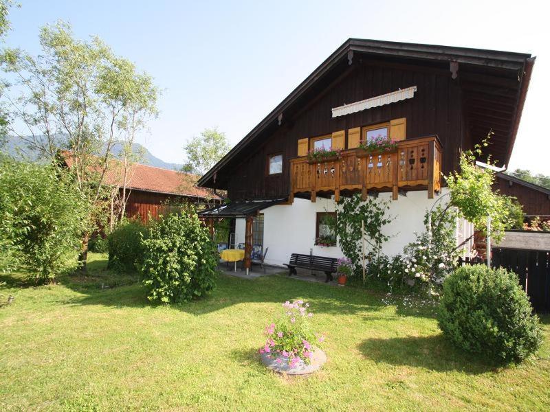 Bachbauernhof Apartment Bayerisch Gmain Exterior photo